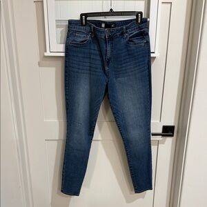 Kut from the Kloth Medium Blue Skinny Jeans